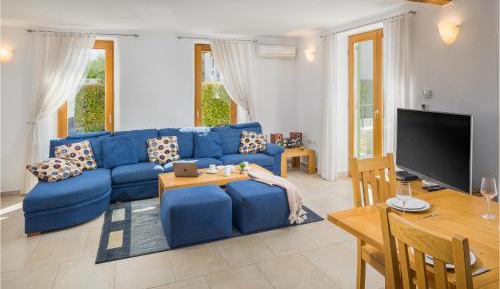 Four-Bedroom Holiday Home