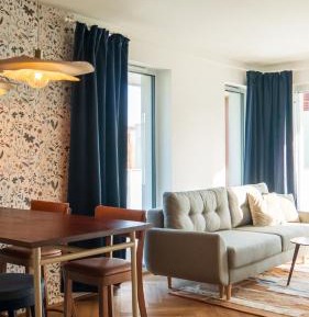 One-Bedroom Apartment with Balcony