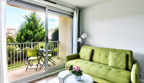 Studio with Balcony