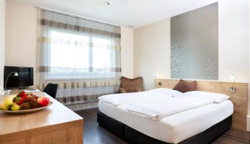 Comfort Queen Room with Air-Conditioning