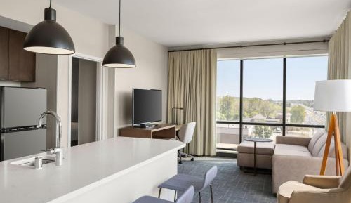 One-Bedroom Corner King Suite with Sofa Bed