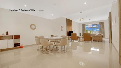 Standard 5BR Villa with Private Pool & Marina 