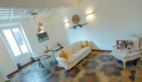 Two-Bedroom Deluxe Apartment