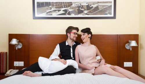 Standard Room Queen Bed
