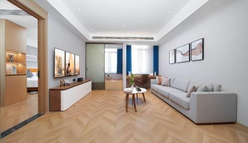 One-Bedroom Executive Twin