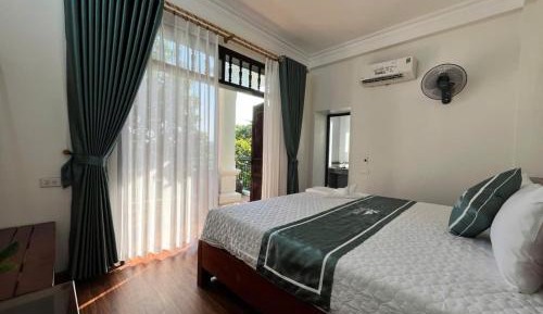 Double Room with Pool View