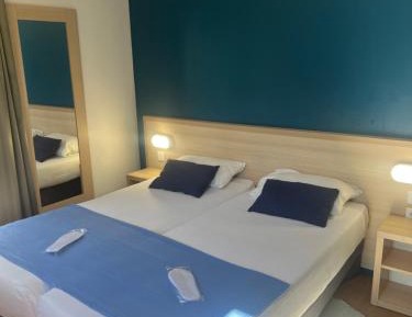 Comfort Triple Room