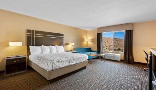 King Room with Lake/Moutain View