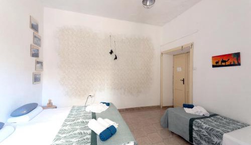 Triple Room with Shared Bathroom