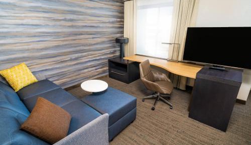 King Studio Suite with Sofa Bed