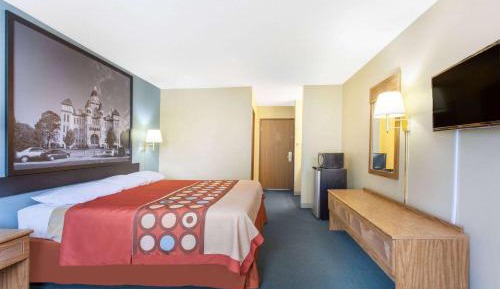 King Room - Non-Smoking