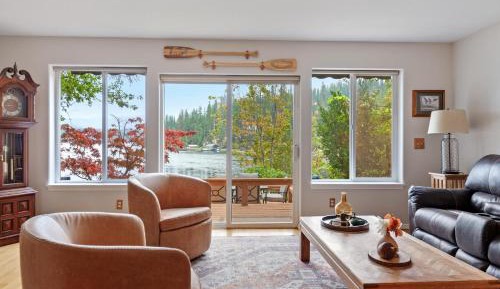 Two-Bedroom Holiday Home