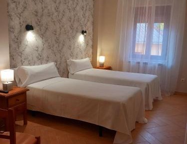 Twin Room with Private Bathroom