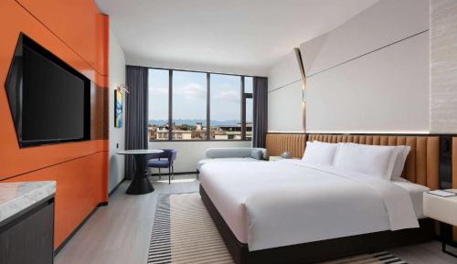 Superior King Room 