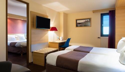 Twin Room - Non-Smoking