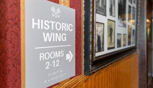 Historic Queen Room with Private Bathroom