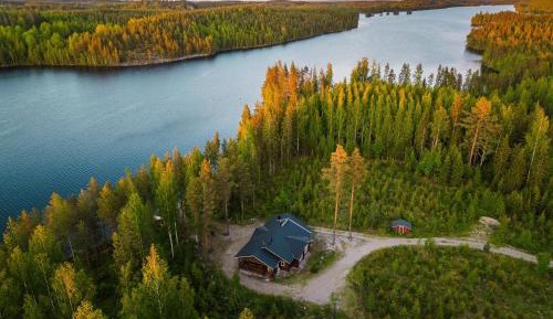 Three-Bedroom Cottage with Sauna