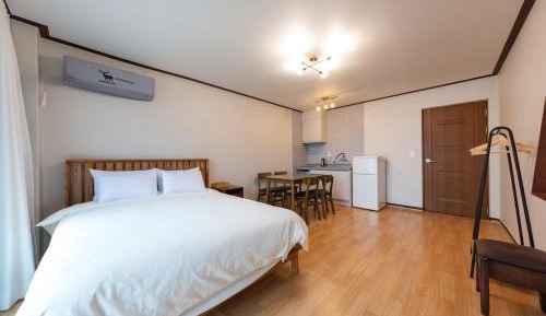 Double Room 4
