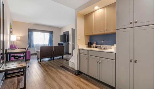 King Suite with Sofa Bed