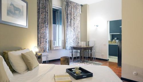 Studio Apartment with One Double Bed