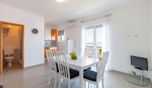 Two-Bedroom Apartment Standard