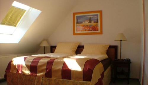 Comfort Triple Room with Shower