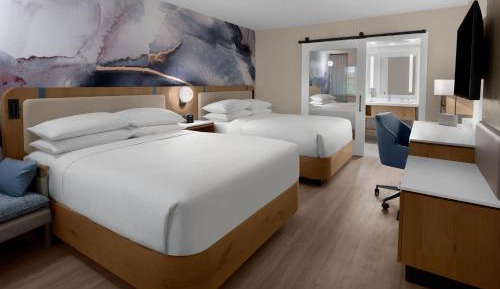 Double Queen Room