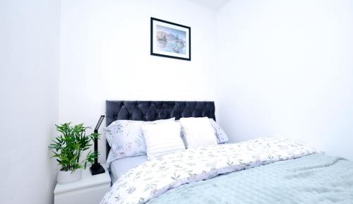 Double Room with Shared Bathroom