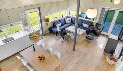 Four-Bedroom Holiday Home