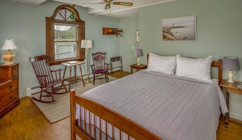 Queen Room with Ocean View