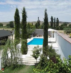 Luxury Apartment with Private pools, Spa and Parking
