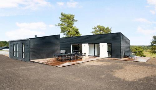 Five-Bedroom Holiday Home