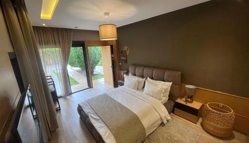 Superior Double or Twin Room with Garden View