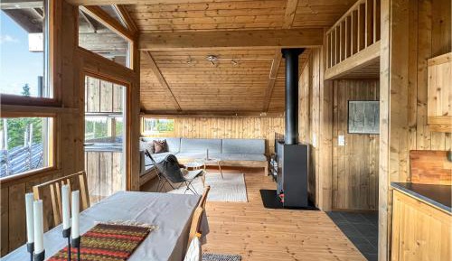 Three-Bedroom Holiday Home 
