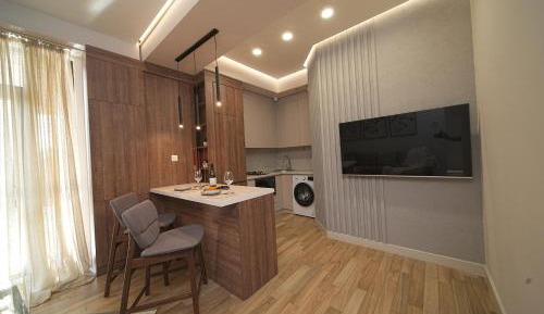 Superior One-Bedroom Apartment with Balcony