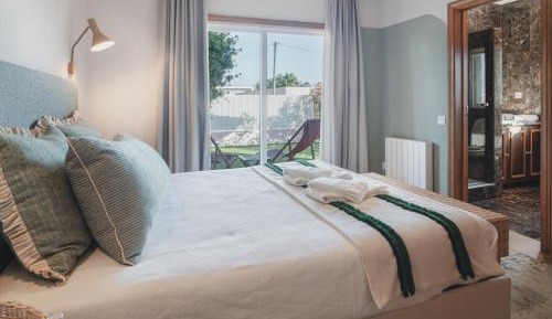Queen Room with Garden View