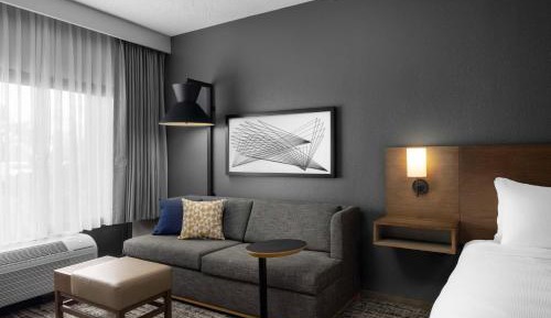 King Room with Sofa Bed and Accessible Tub - Disability Access