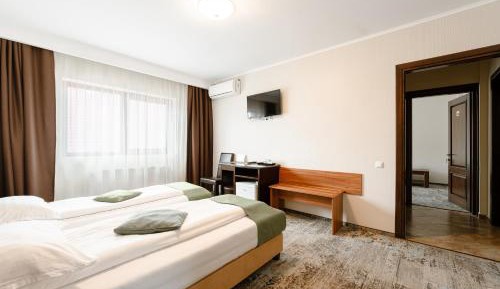 Two-Bedroom Suite