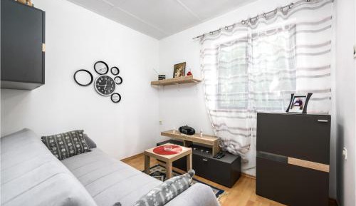 One-Bedroom Vacation Home