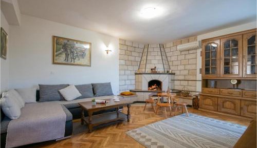 Four-Bedroom Holiday Home