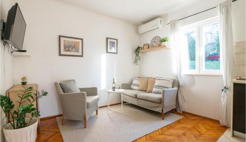 Two-Bedroom Holiday Home