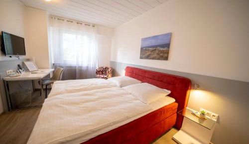 Queen Room