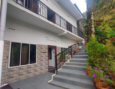 Deluxe Family Suite