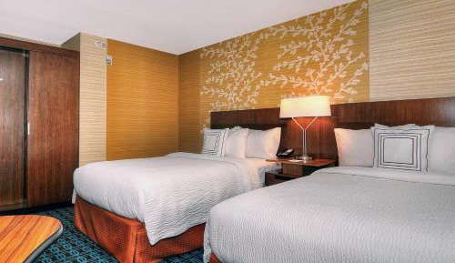 Guest Room with Two Double Beds