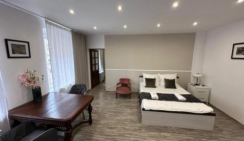 One-Bedroom Family Apartment