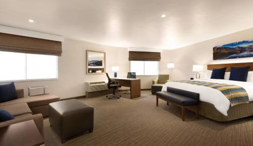 King Room with Sofa Bed