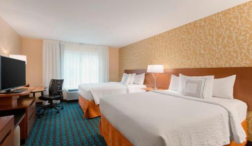 Queen Guest Room