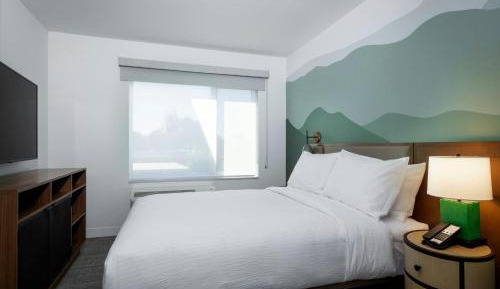 One-Bedroom Queen Suite with Sofa Bed