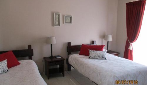 Deluxe Family Suite