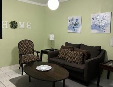 One-Bedroom Deluxe Apartment